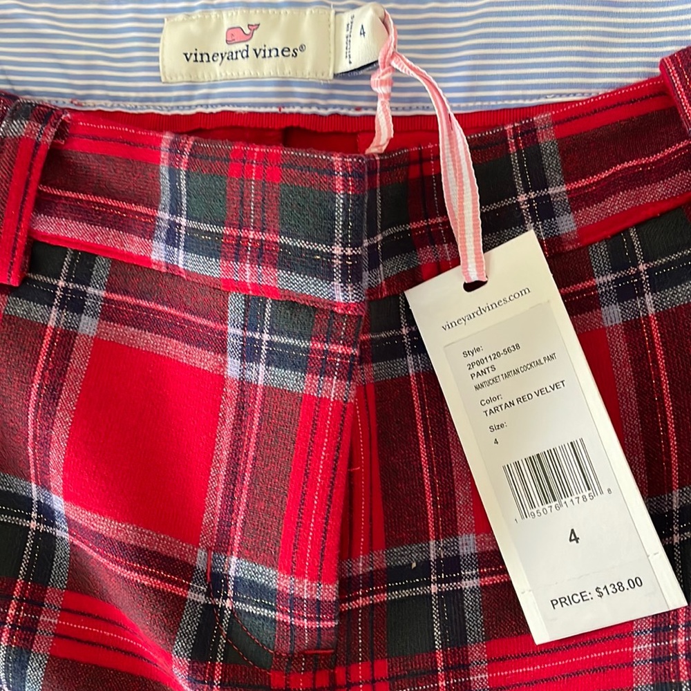 Size 4 Vineyard Vines “holiday plaid” dress pants. Never been worn.